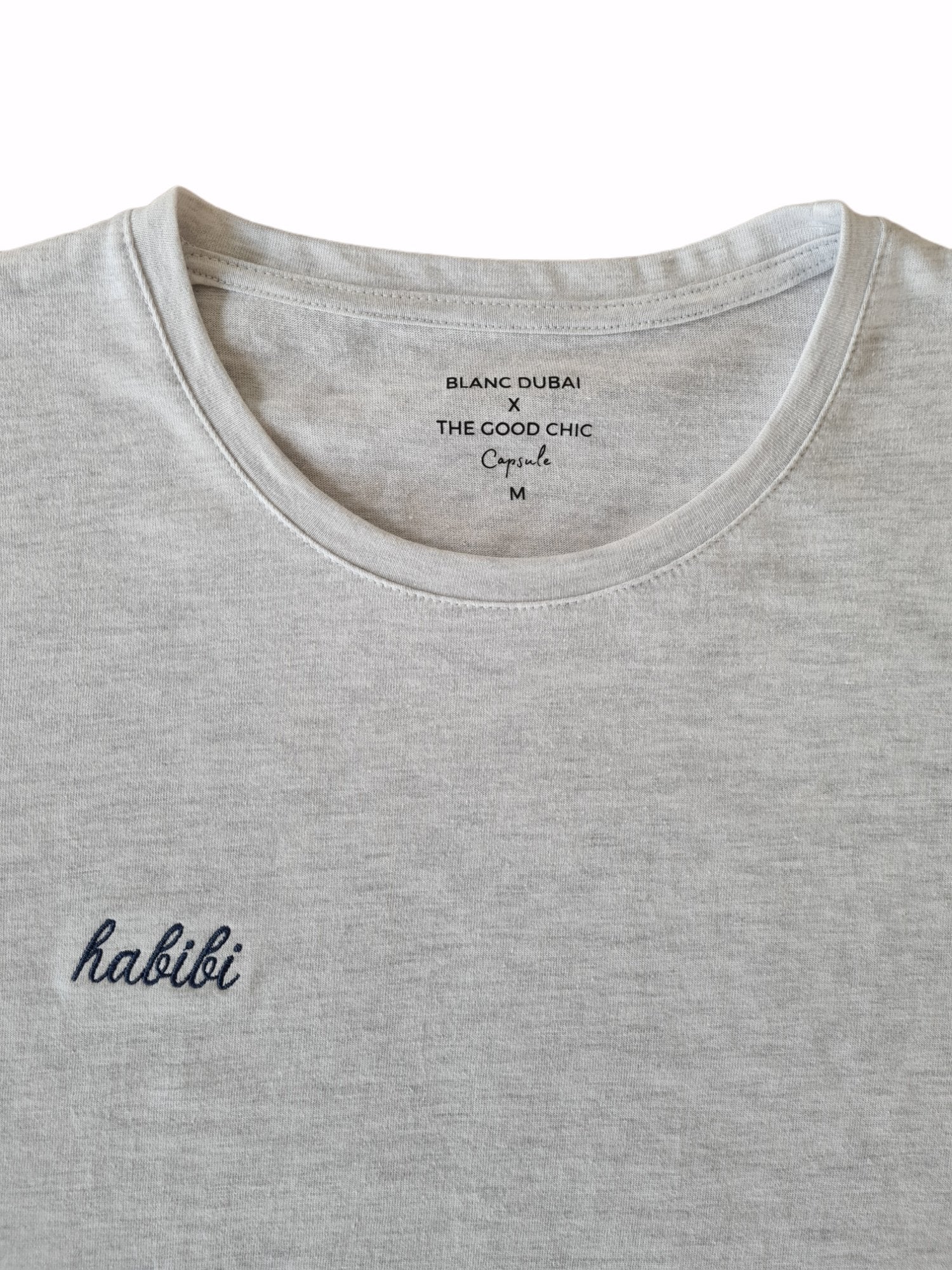Habibi - T-Shirt collab Blanc Dubai - Light Grey color - The Good Chic
