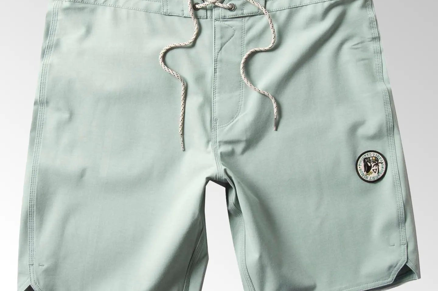 Solid Sets 18.5" Boardshort Aloe - The Good Chic